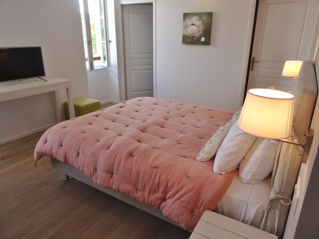 Hotel & Spa Harretchea, Cote Basque アエズ エクステリア 写真