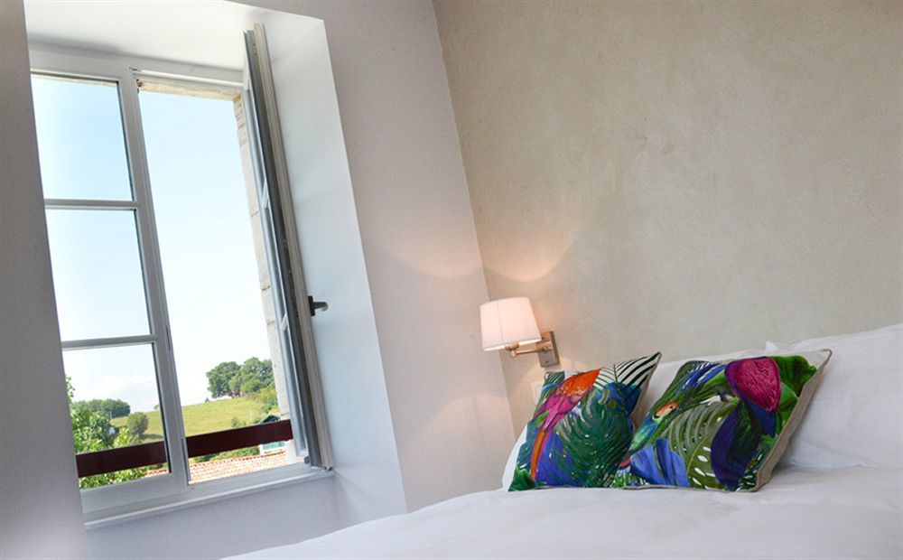 Hotel & Spa Harretchea, Cote Basque アエズ エクステリア 写真