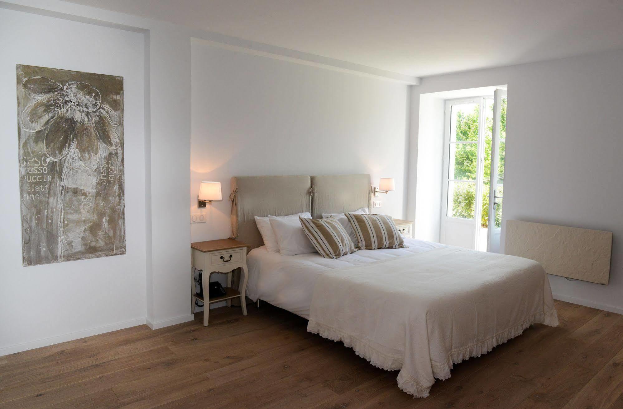 Hotel & Spa Harretchea, Cote Basque アエズ エクステリア 写真