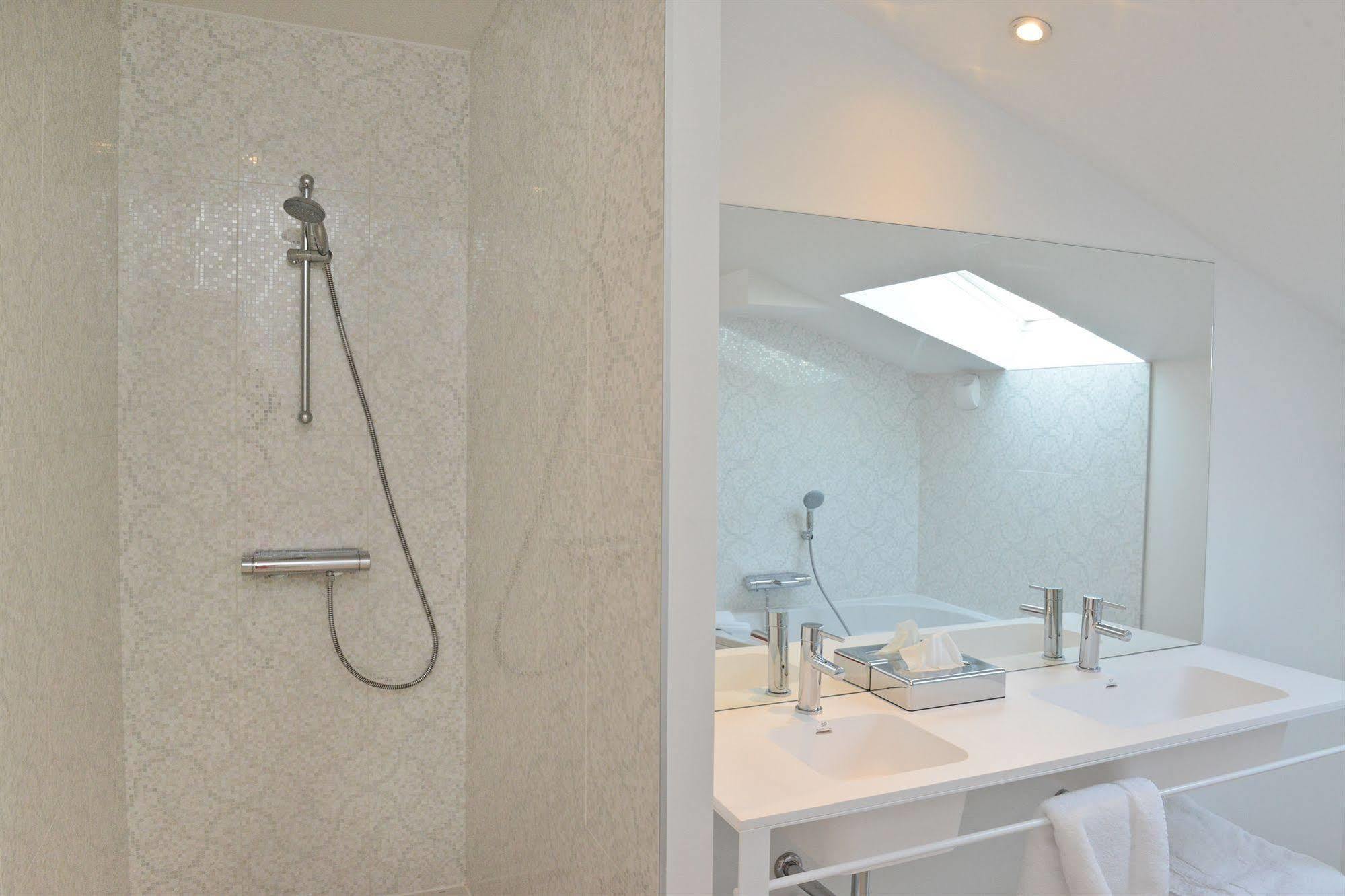 Hotel & Spa Harretchea, Cote Basque アエズ エクステリア 写真